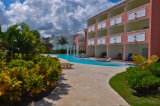 DOMINIKANSKA REPUBLIKA hotelski bazen